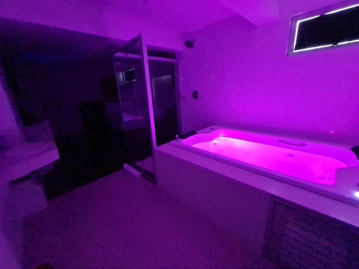 Jacuzzi Privativa No Coracao Da Pampulha Apartment Belo Horizonte Luaran gambar
