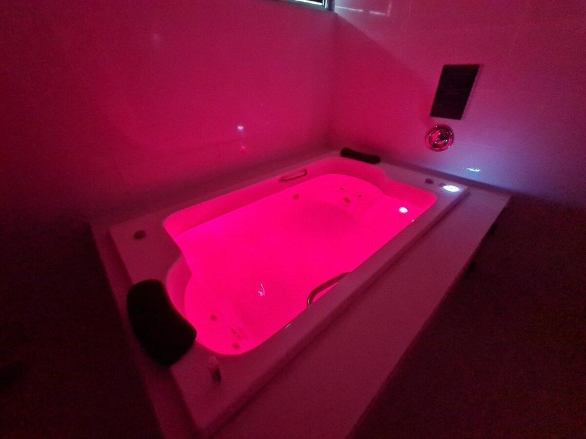 Jacuzzi Privativa No Coracao Da Pampulha Apartment Belo Horizonte Luaran gambar